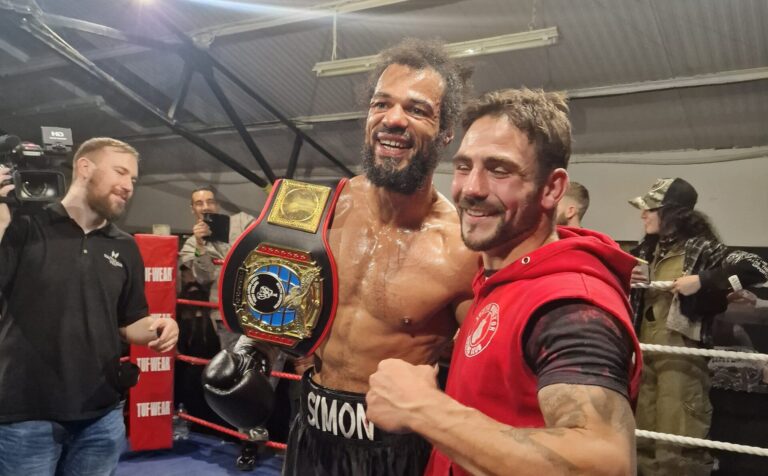 Michael Simon wins Light Heavyweight Title Belt in South Moreton